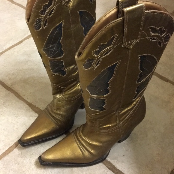 gold cowgirl boots